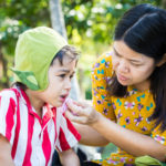 child with dental emergency