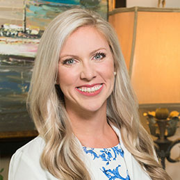Dr. Lindsey Elmore Maurer